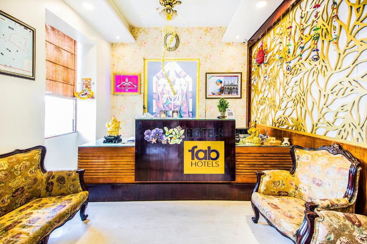 Hotel Golden Sands ジャイプール エクステリア 写真