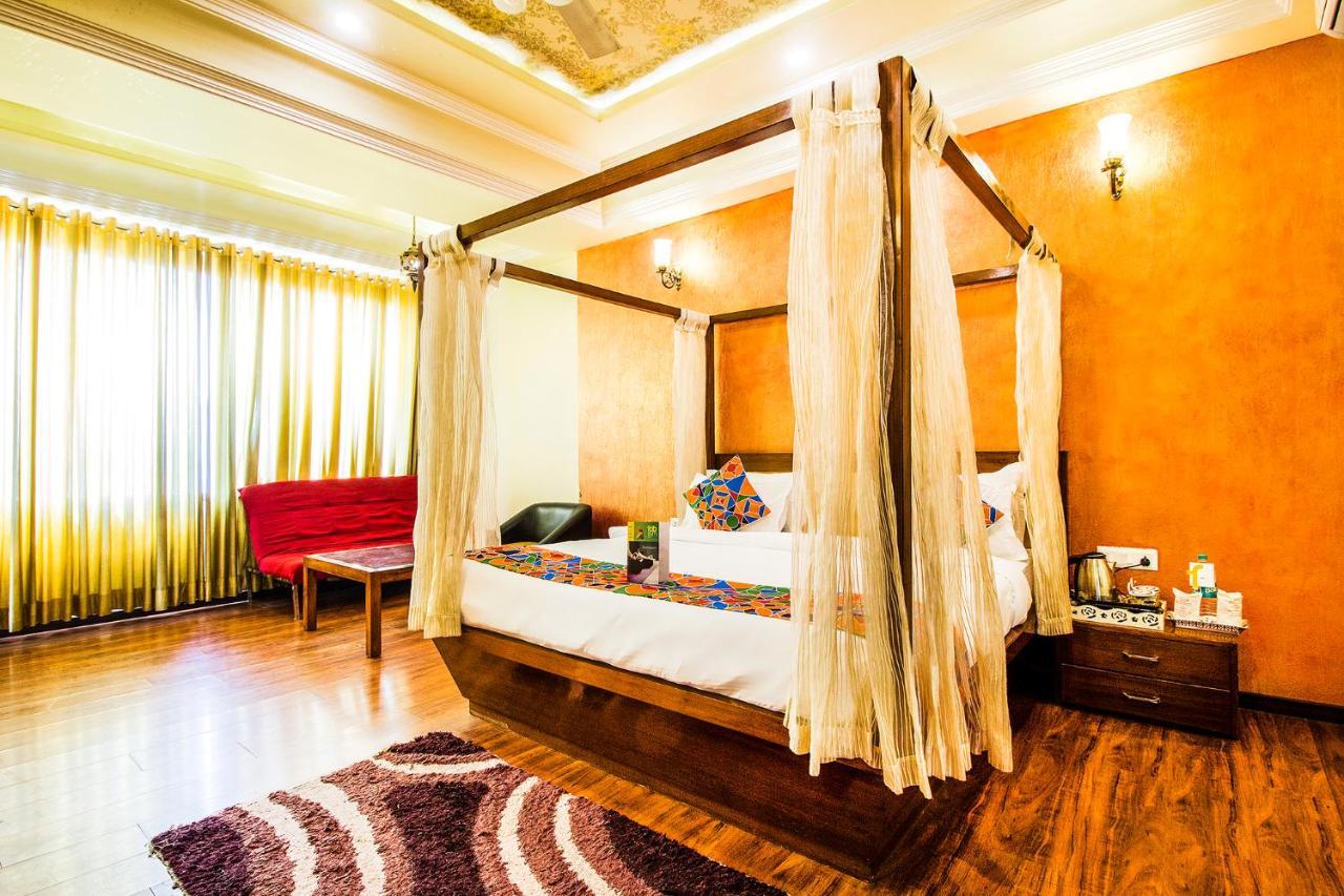 Hotel Golden Sands ジャイプール エクステリア 写真