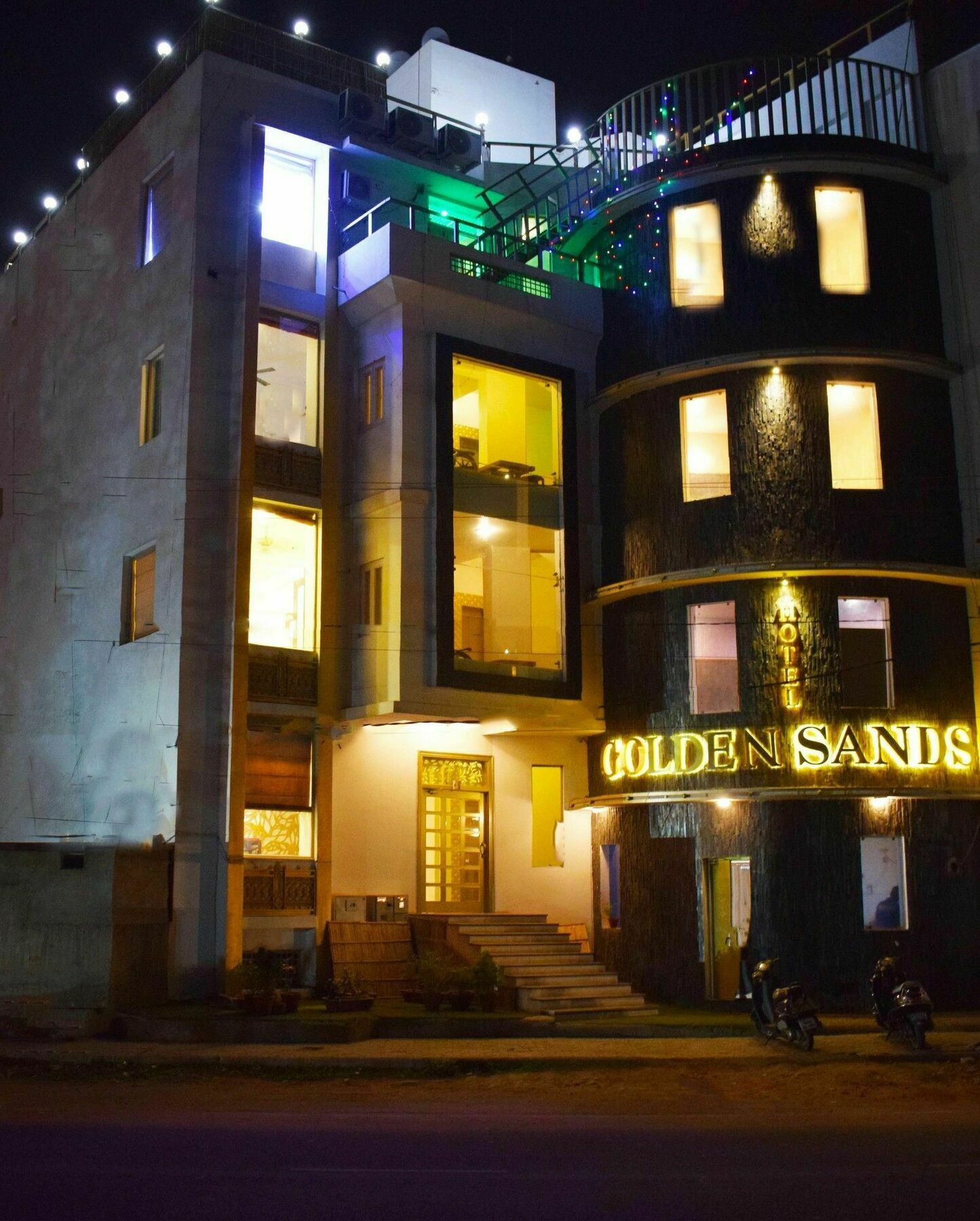 Hotel Golden Sands ジャイプール エクステリア 写真